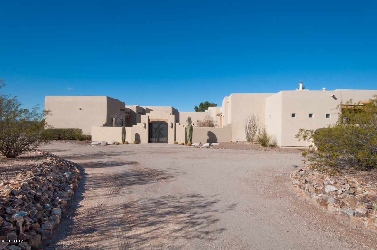 10420 East Fort Lowell Road Tucson, AZ 85749 - Photo 2 of 43 Gallery Image 2