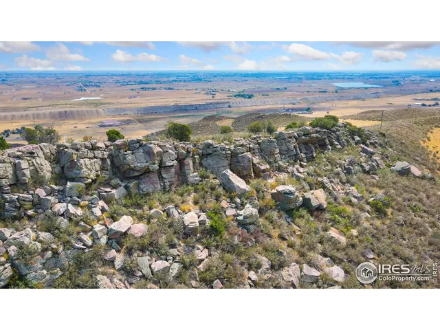 a black and white photo of a city