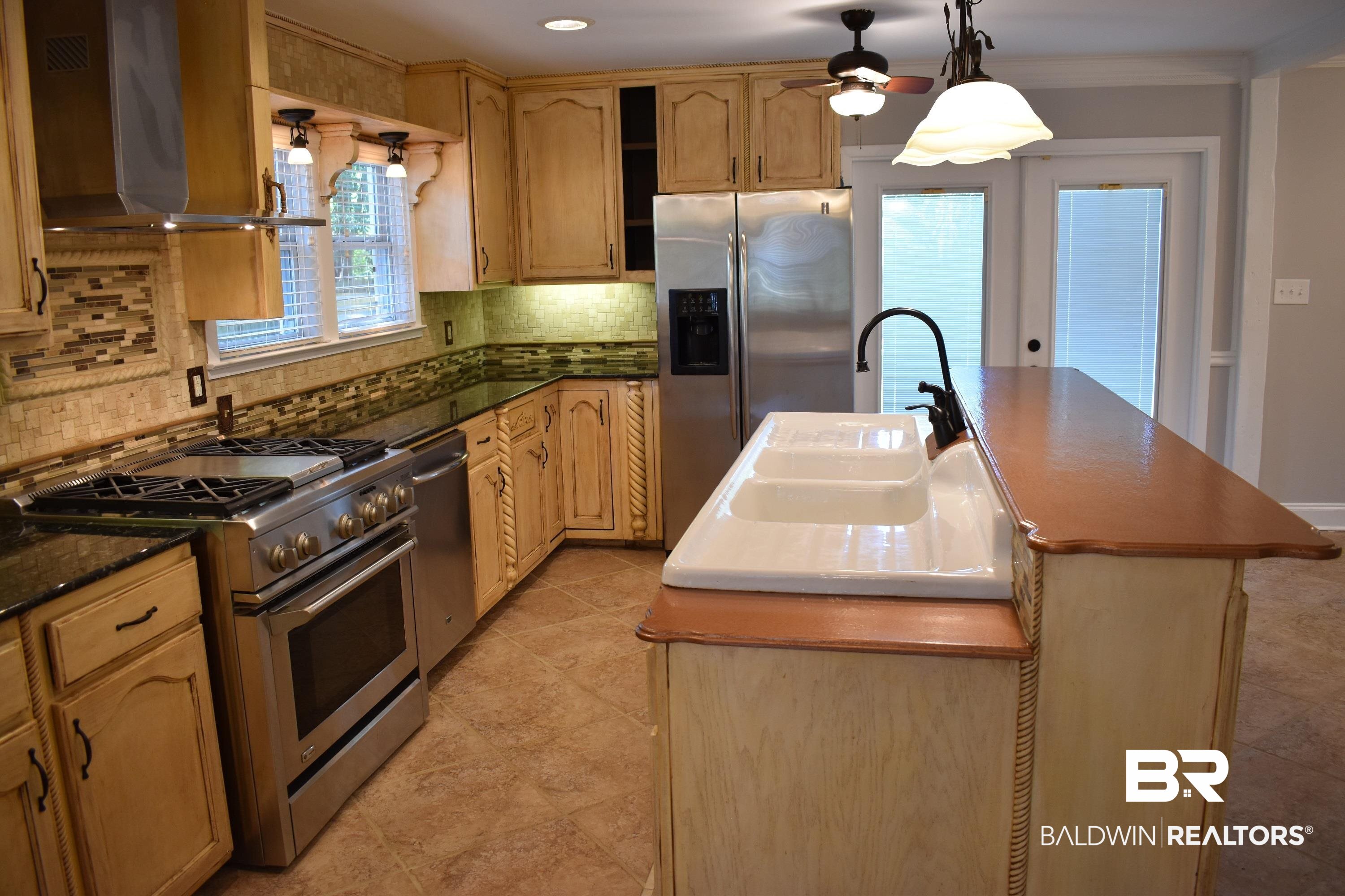 321 West Orange Avenue Foley, AL 36535 - Photo 9 of 50