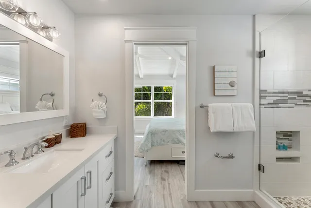 $2,495,000 | 81906 Overseas Highway, Unit 2, Islamorada, FL 33036