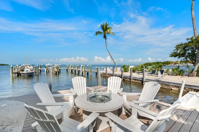 $2,495,000 | 81906 Overseas Highway, Unit 2, Islamorada, FL 33036