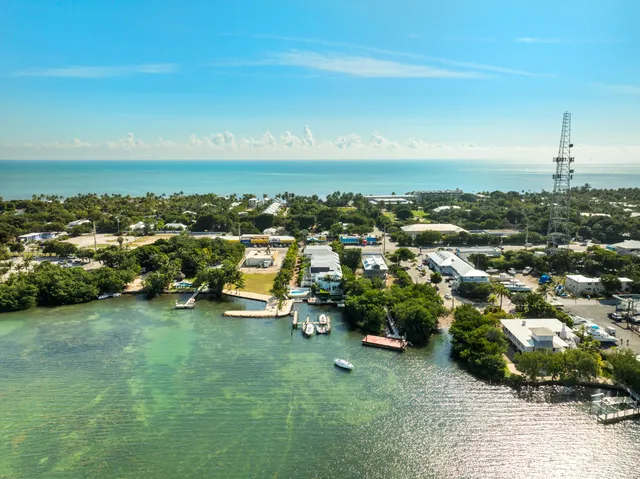 $2,495,000 | 81906 Overseas Highway, Unit 2, Islamorada, FL 33036