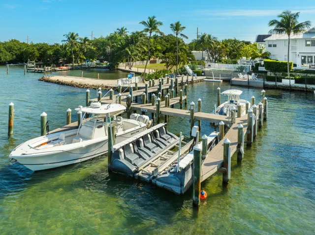 $2,495,000 | 81906 Overseas Highway, Unit 2, Islamorada, FL 33036