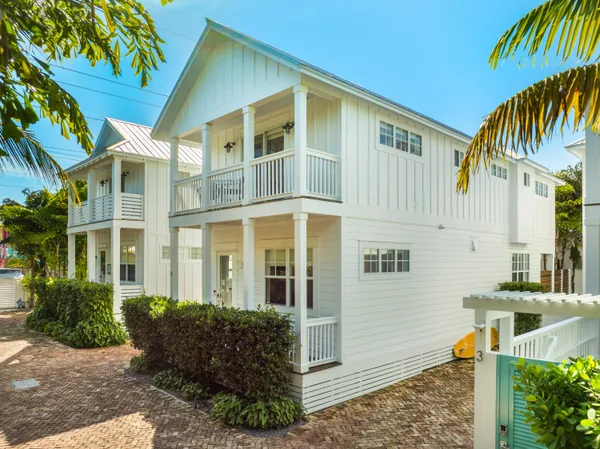 $2,495,000 | 81906 Overseas Highway, Unit 2, Islamorada, FL 33036