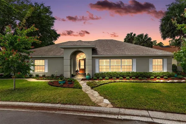 $600,000 | 605 South Sandlake Court, Mount Dora, FL 32757