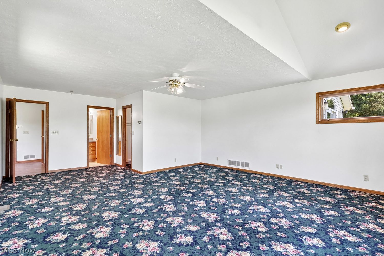 12520 Ravenna Road Chardon, OH 44024 - Photo 20 of 42