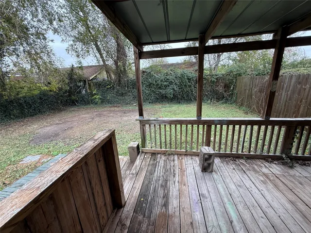 $1,175 | 4214 Kinne Street, Bacliff, TX 77518