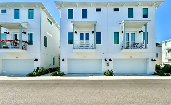 $4,150 | 4740 Legacy Park Drive, Tampa, FL 33611