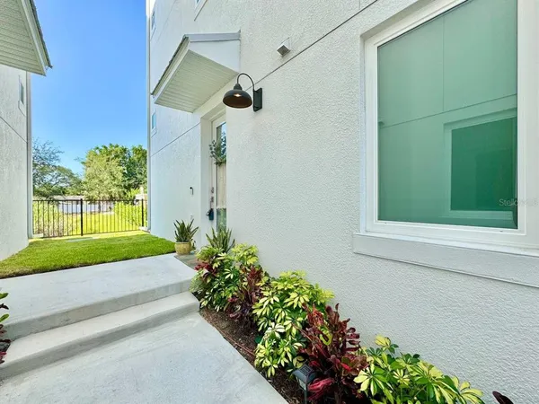 $4,150 | 4740 Legacy Park Drive, Tampa, FL 33611
