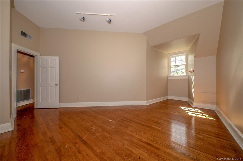 1917 Queens Road, Unit 1917 Charlotte, NC 28207 - Photo 11 of 19