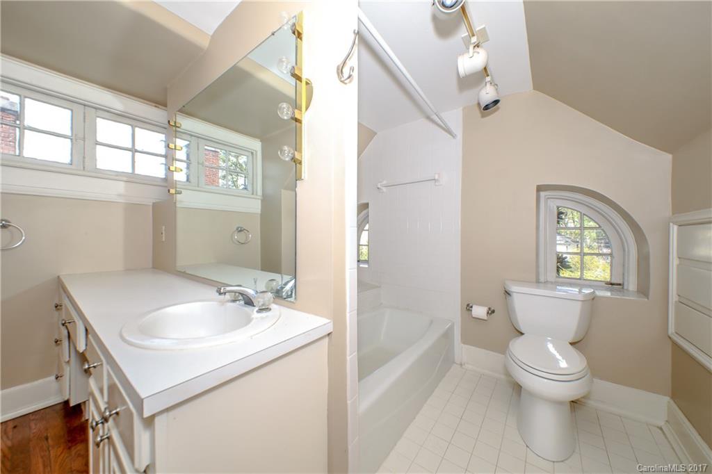 1917 Queens Road, Unit 1917 Charlotte, NC 28207 - Photo 12 of 19