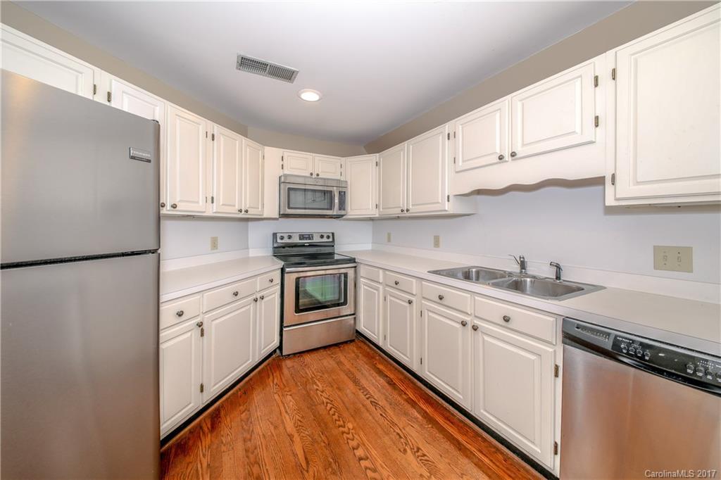 1917 Queens Road, Unit 1917 Charlotte, NC 28207 - Photo 8 of 19