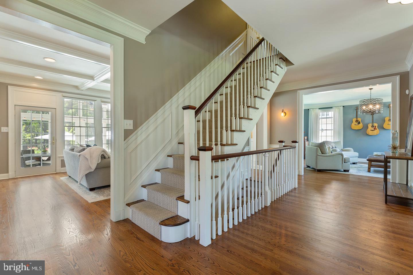813 Loveland Road Moorestown, NJ 08057 - Photo 11 of 45 Foyer View