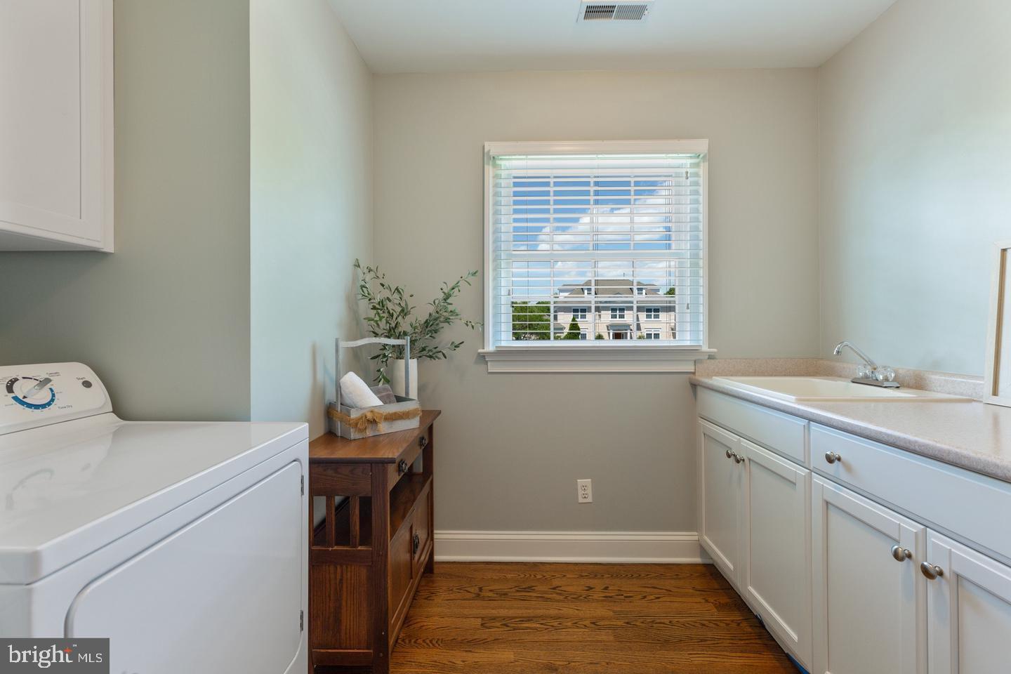 813 Loveland Road Moorestown, NJ 08057 - Photo 27 of 45 Upper Floor Laundry