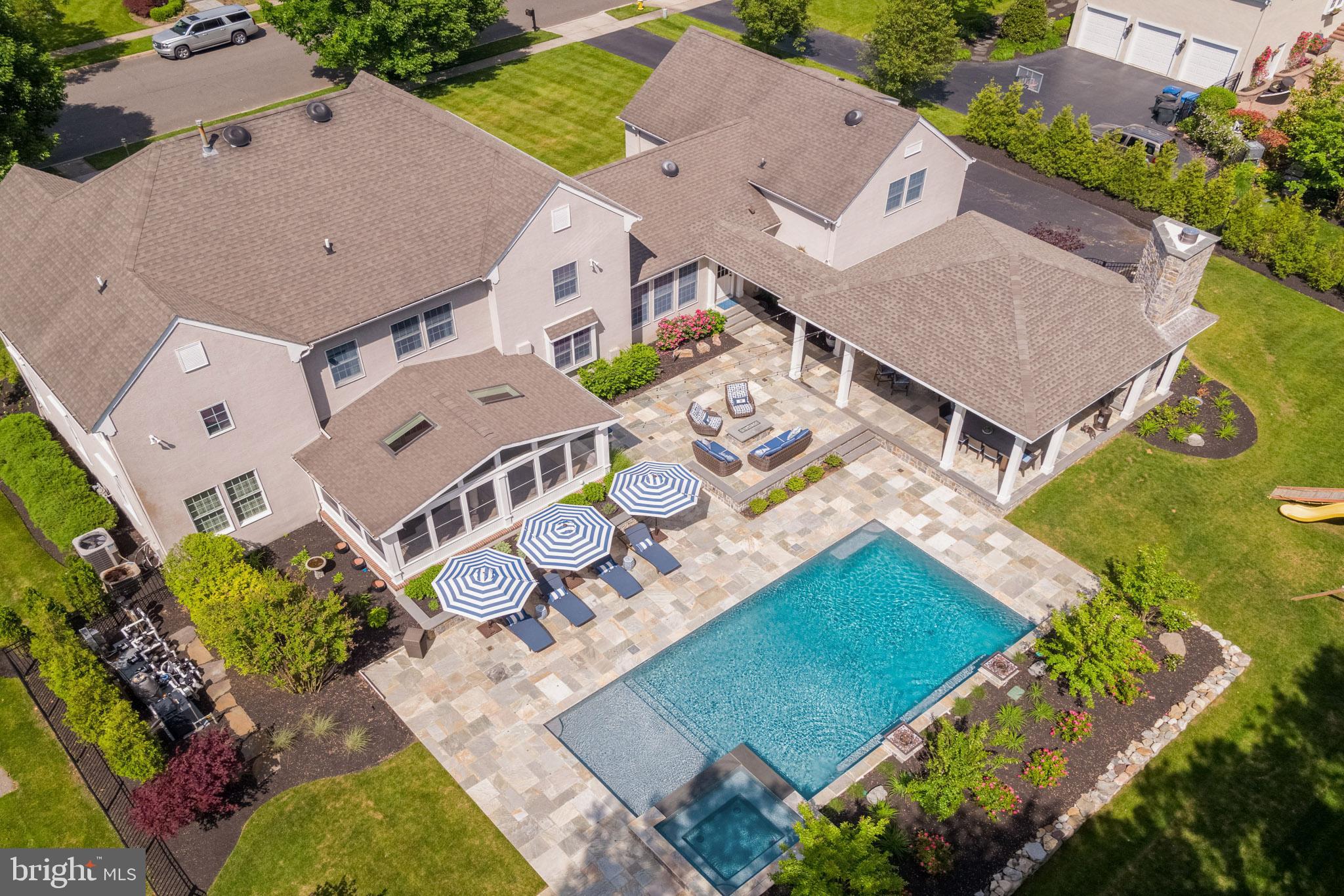 813 Loveland Road Moorestown, NJ 08057 - Photo 4 of 45 Property View