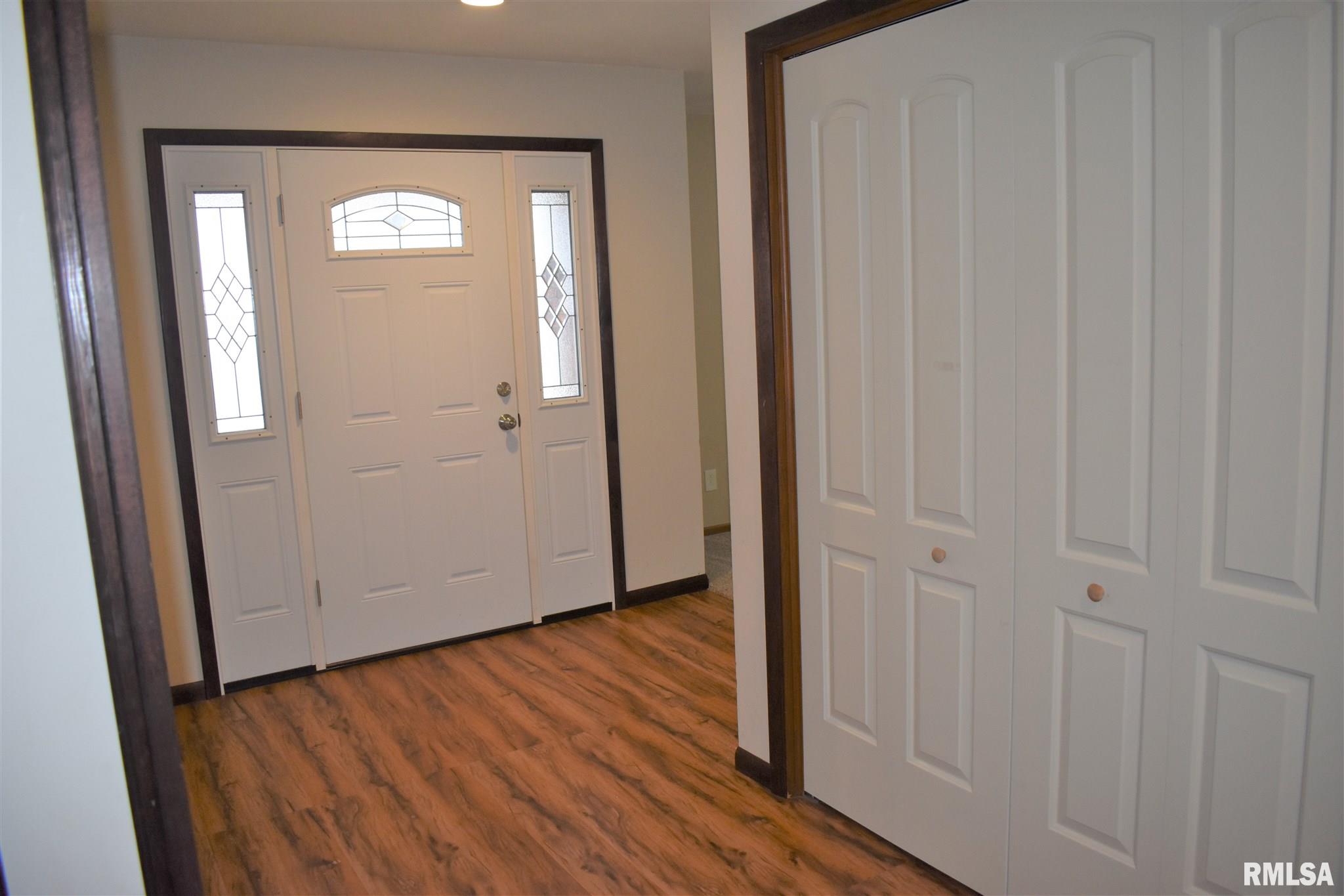 2191 Benson Road Jacksonville, IL 62650 - Photo 17 of 21