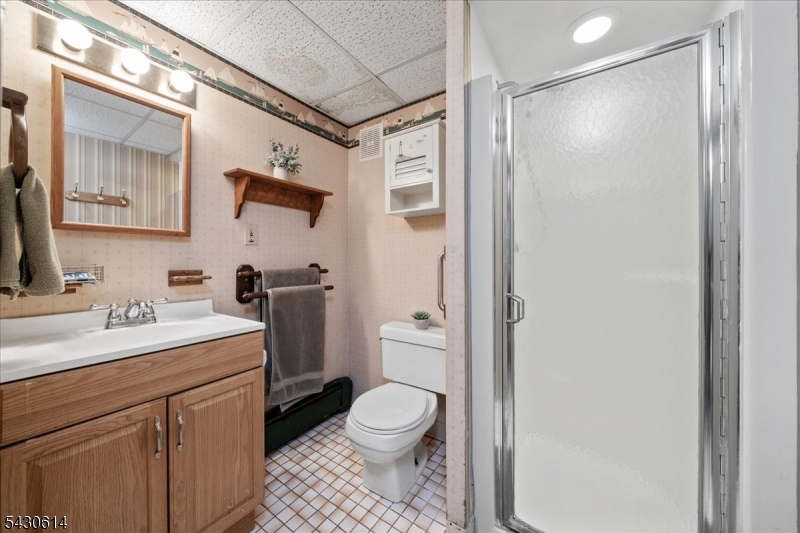 63 East Shore Road Denville, NJ 07834 - Photo 28 of 44