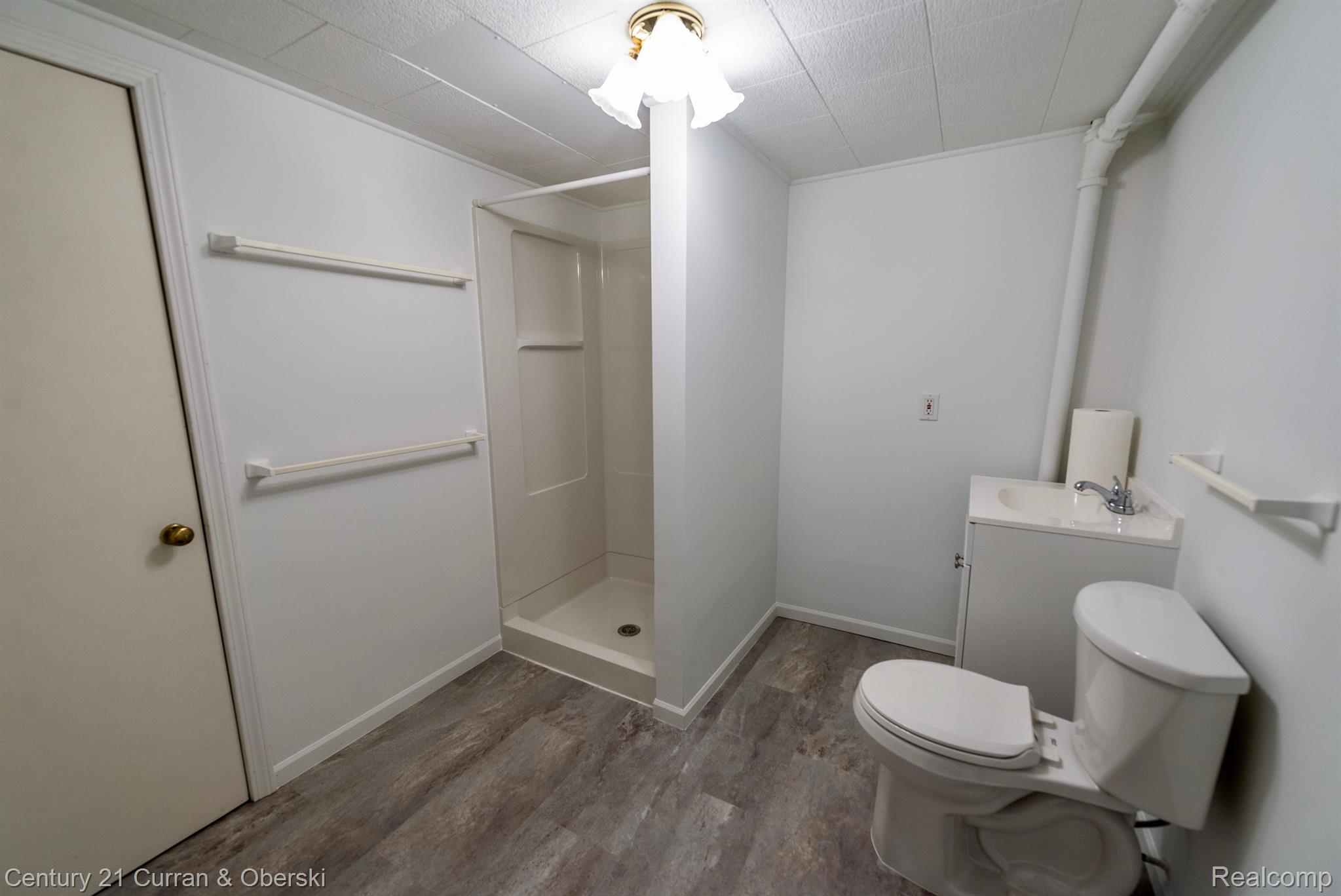4223 Normandy Road Royal Oak, MI 48073 - Photo 19 of 28 New lower level bathroom