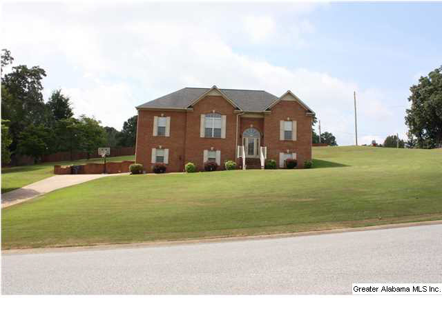115 Highland Boulevard Riverside, AL 35135 - Photo 2 of 25