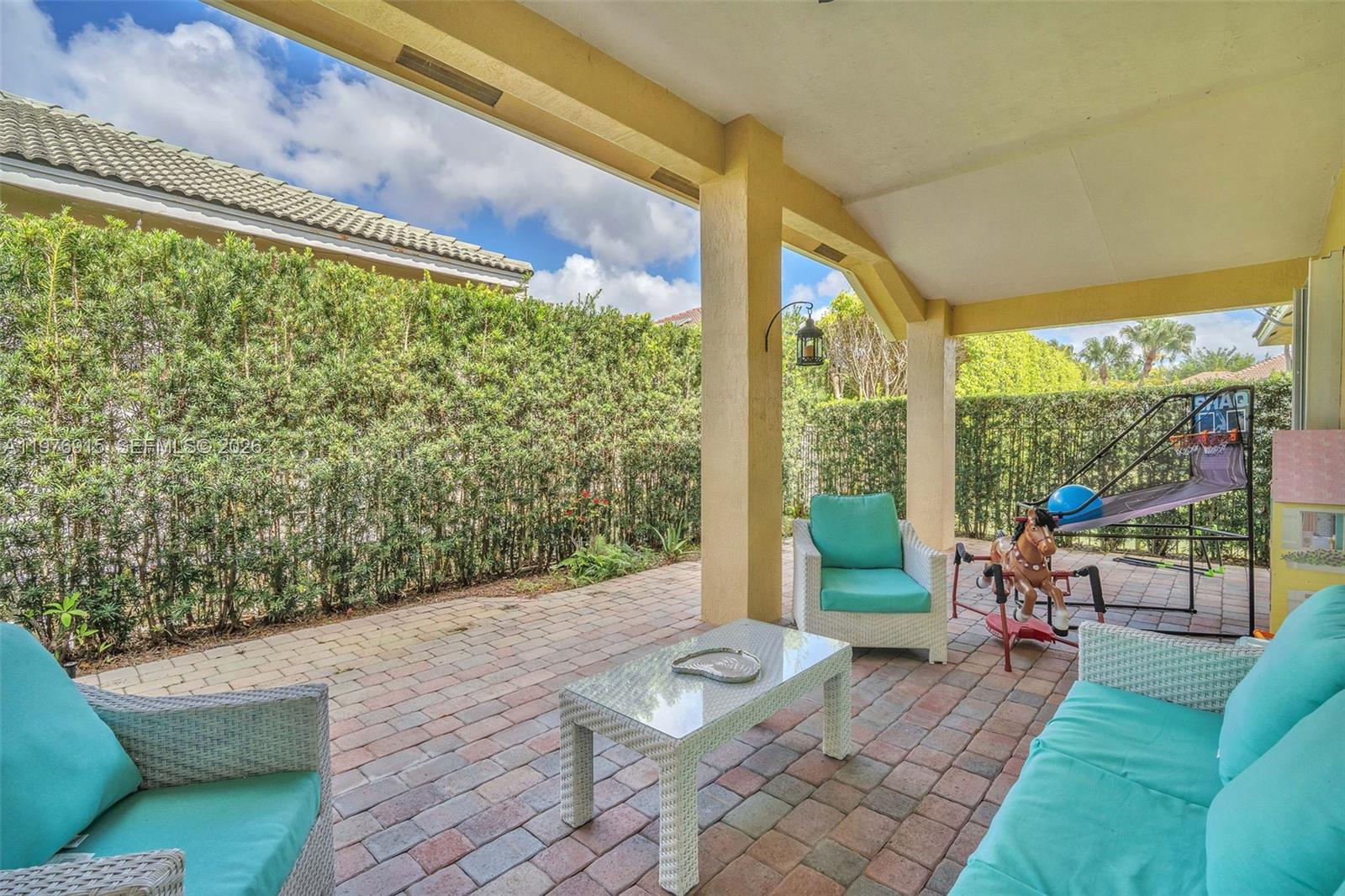 1435 Cardinal Way Weston, FL 33327 - Photo 29 of 56