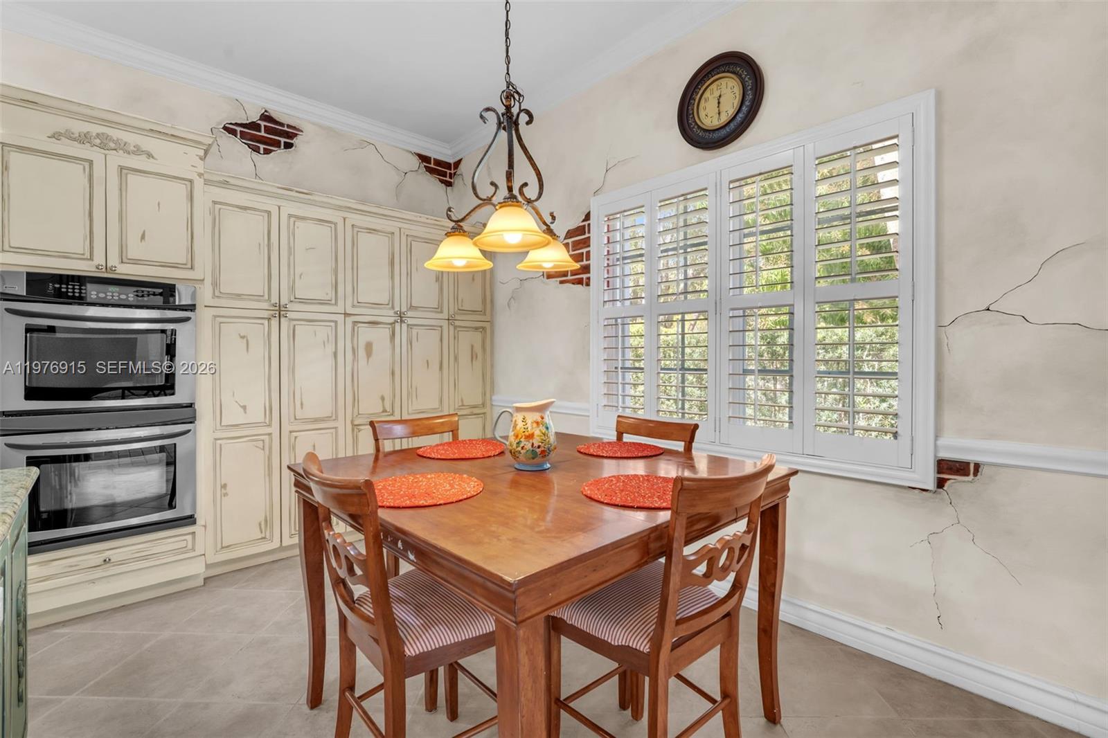 1435 Cardinal Way Weston, FL 33327 - Photo 32 of 56