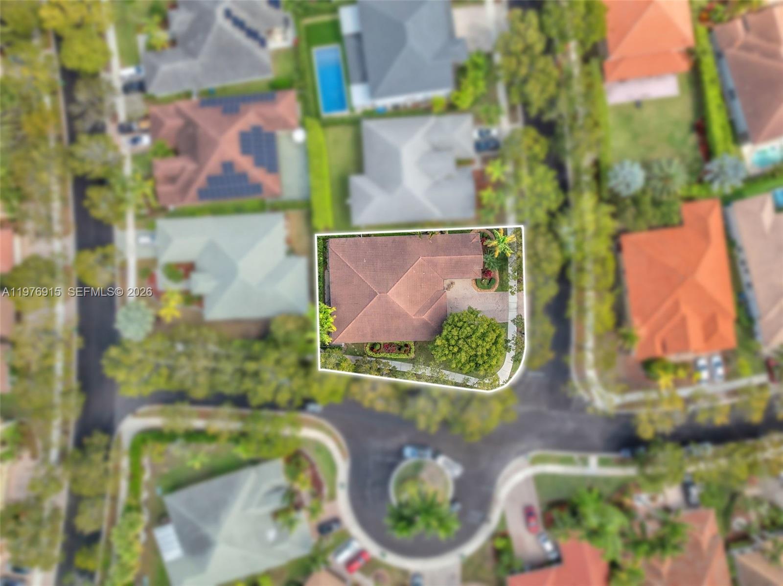 1435 Cardinal Way Weston, FL 33327 - Photo 10 of 56