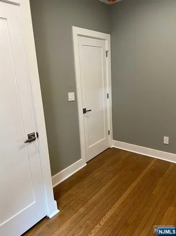 $3,100 | 156 Washington Place, Ridgewood, NJ 07450