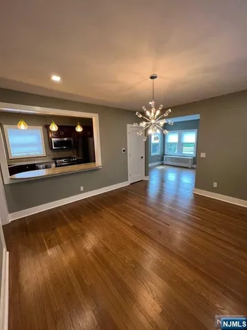 $3,100 | 156 Washington Place, Ridgewood, NJ 07450