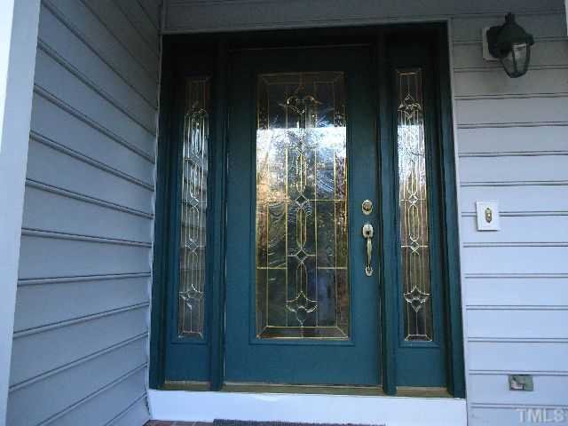 5610 Red Coach Road Durham, NC 27712 - Photo 3 of 16 Entry