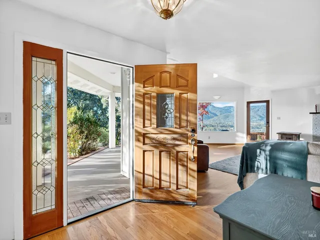 $759,900 | 351 View Drive, Ukiah, CA 95482