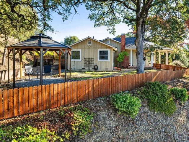 $759,900 | 351 View Drive, Ukiah, CA 95482