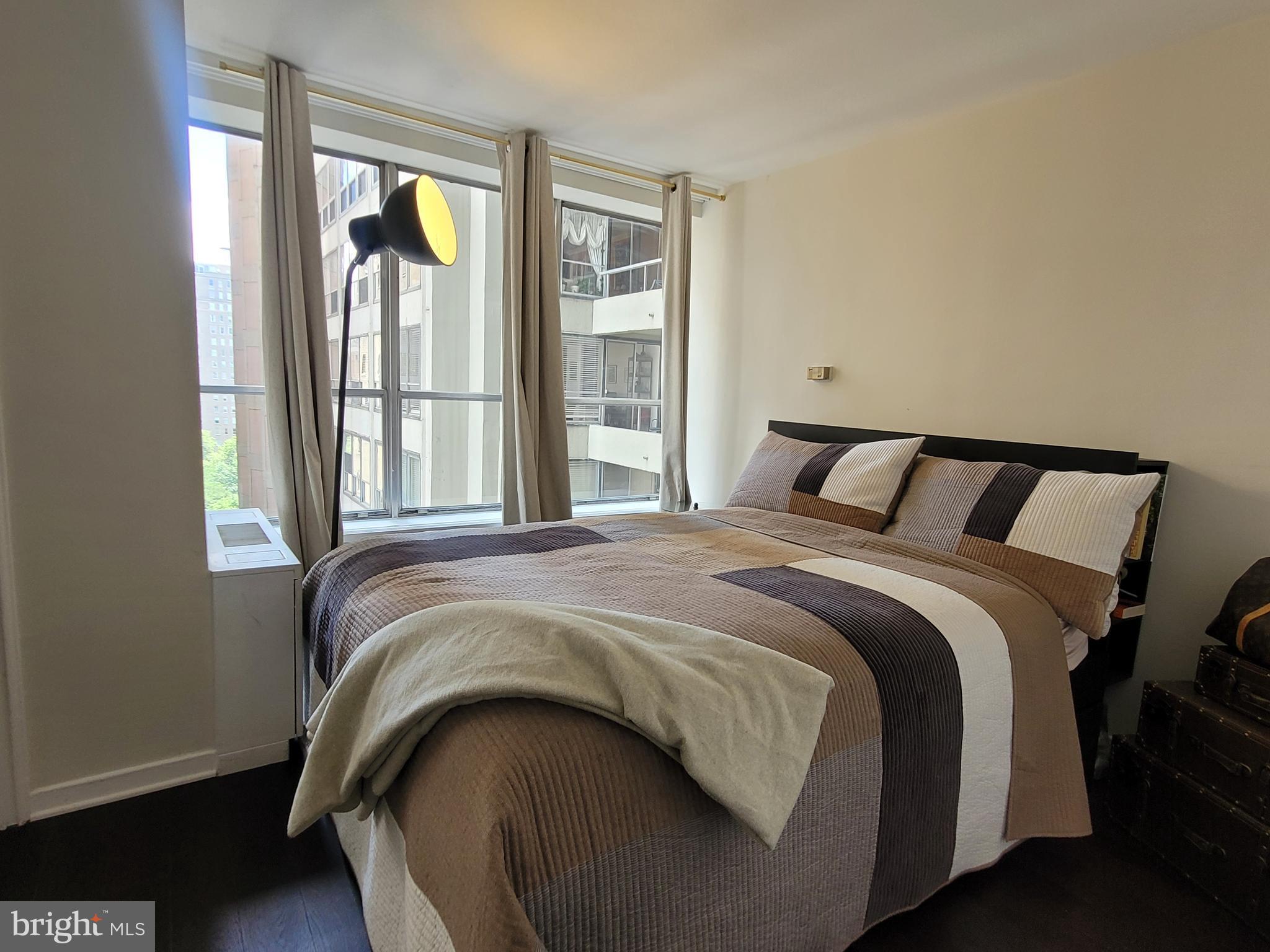 224-30 West Rittenhouse Square, Unit 1817 Philadelphia, PA 19103 - Photo 11 of 23