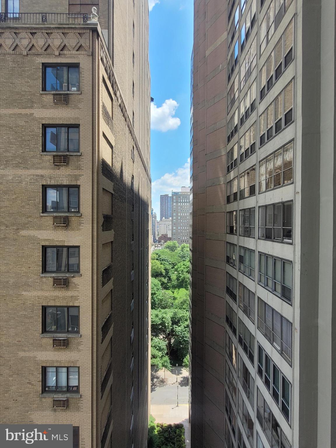 224-30 West Rittenhouse Square, Unit 1817 Philadelphia, PA 19103 - Photo 14 of 23