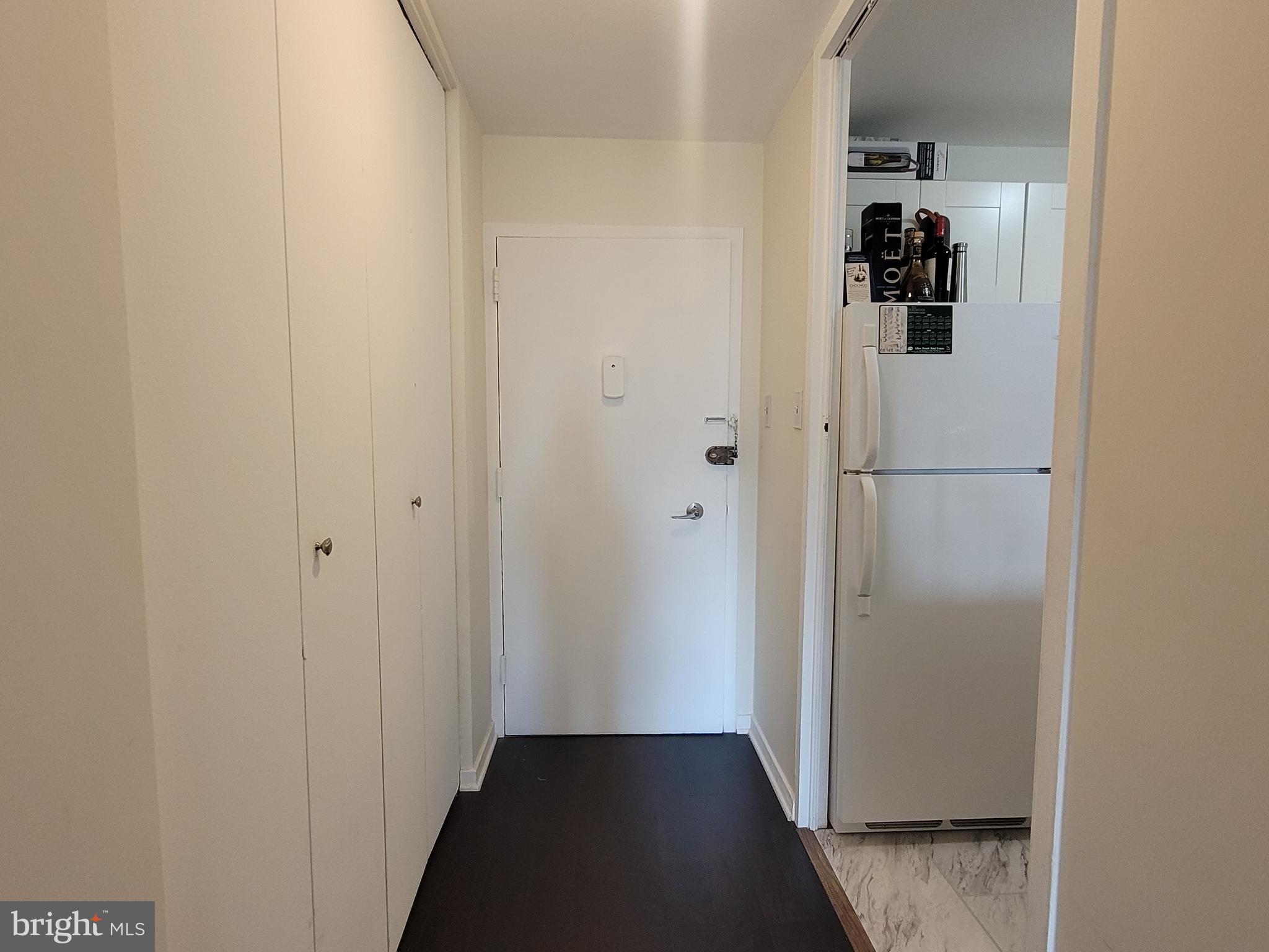 224-30 West Rittenhouse Square, Unit 1817 Philadelphia, PA 19103 - Photo 2 of 23