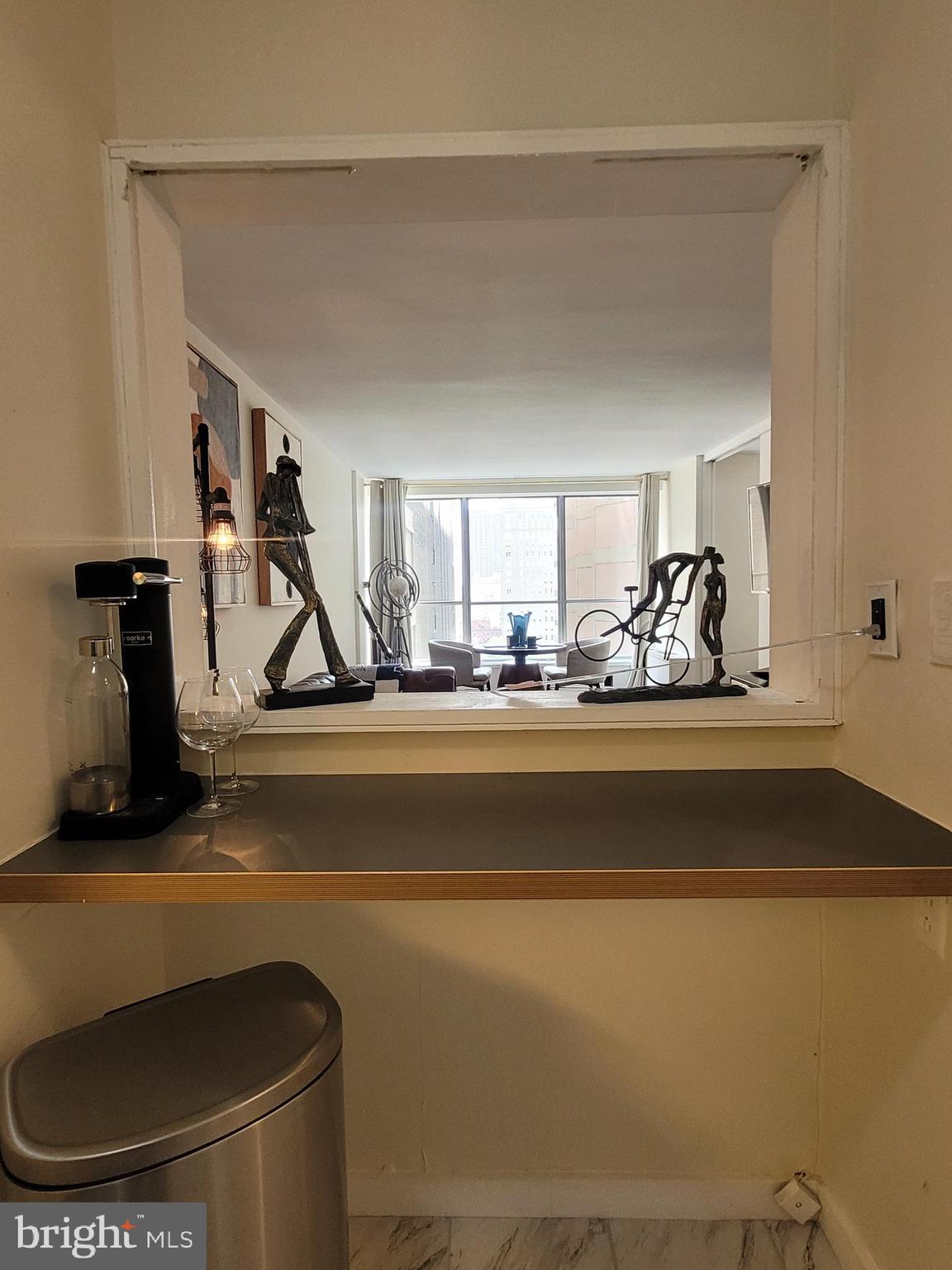 224-30 West Rittenhouse Square, Unit 1817 Philadelphia, PA 19103 - Photo 10 of 23