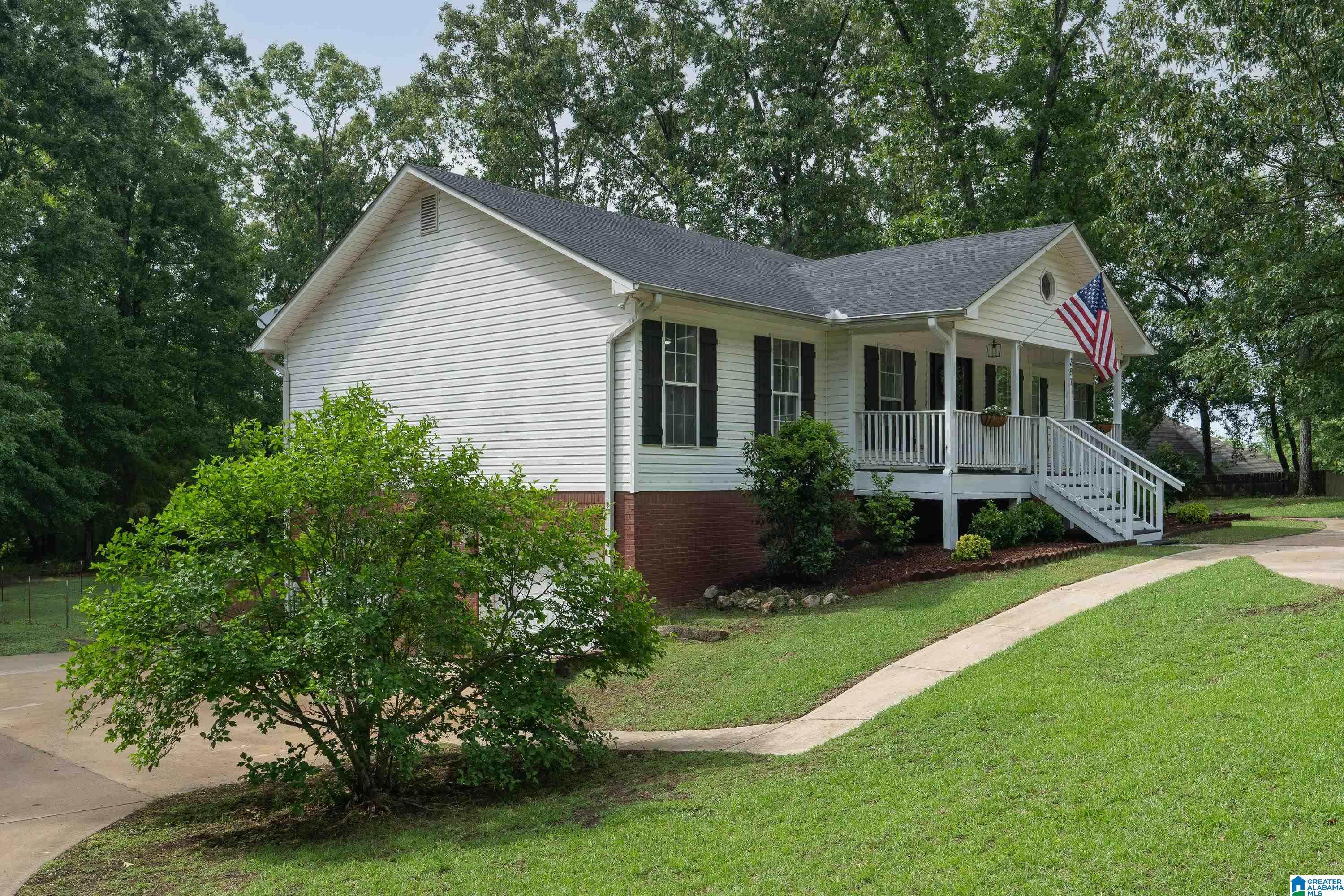 397 Cedar Lane Alabaster, AL 35114 - Photo 3 of 48