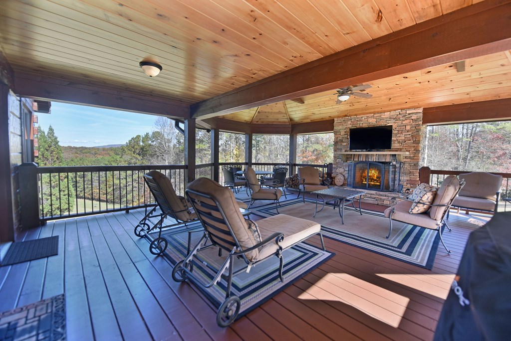 432 Daisy Log Road Blairsville, GA 30512 - Photo 24 of 79 Party Time