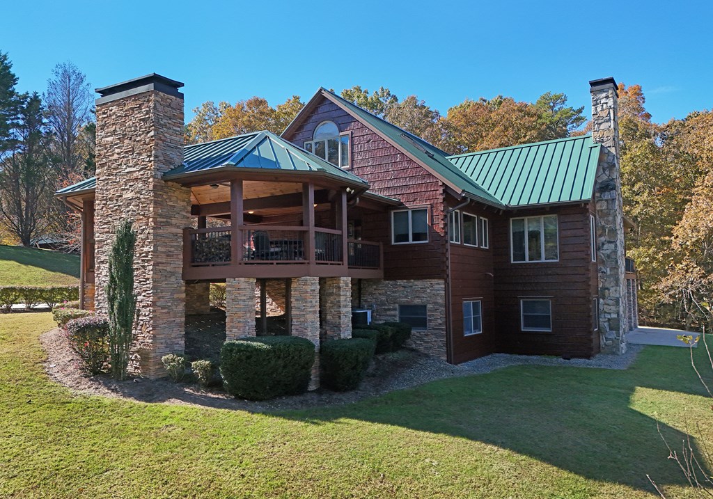 432 Daisy Log Road Blairsville, GA 30512 - Photo 4 of 79 Side view