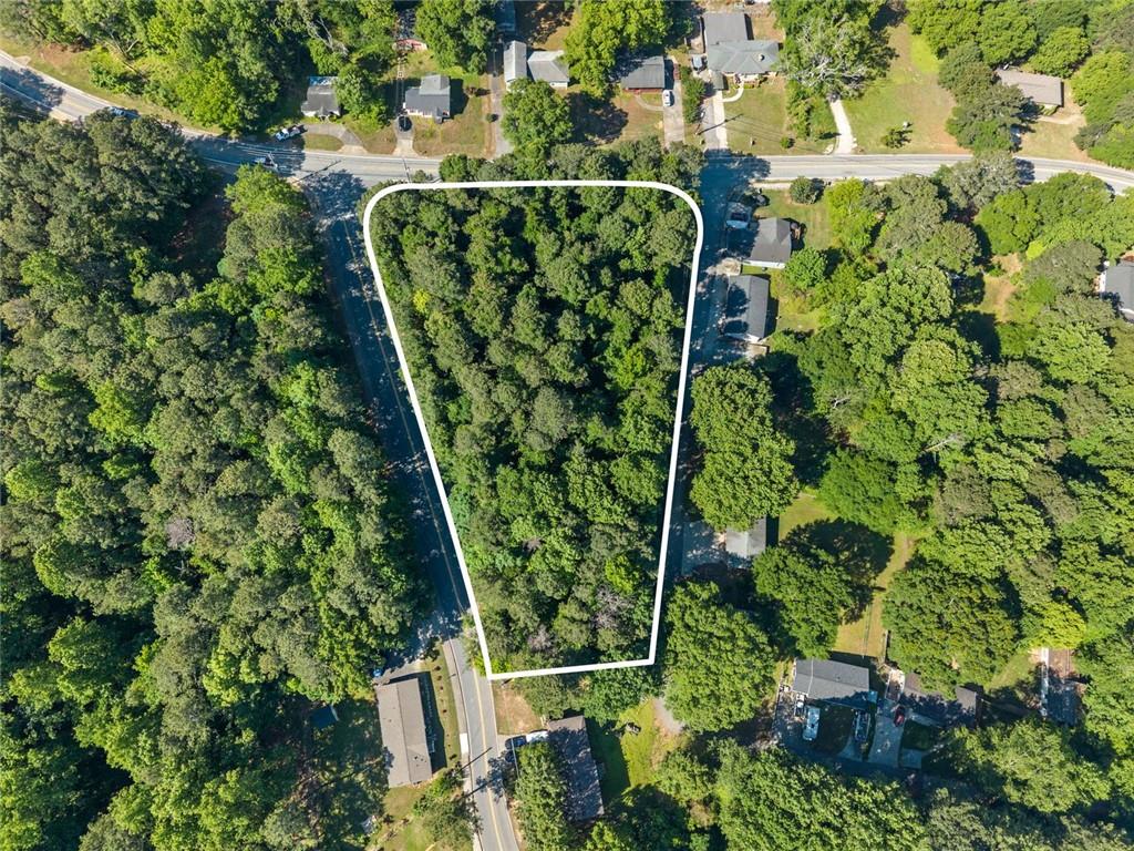 5305 Sycamore Road Sugar Hill, GA 30518 - Photo 5 of 22 a view of a garden