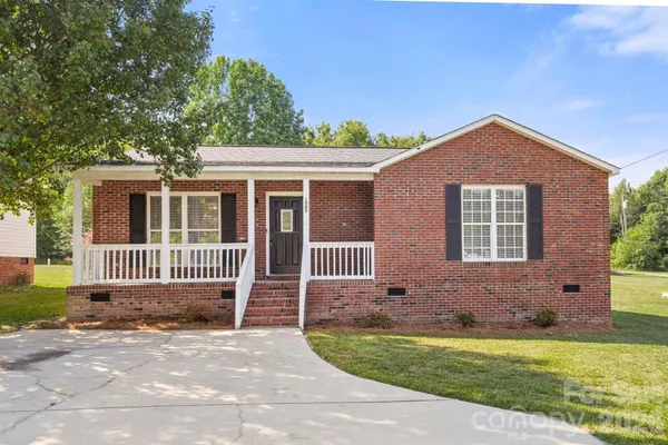$239,900 | 1502 East Main Street, Cherryville, NC 28021