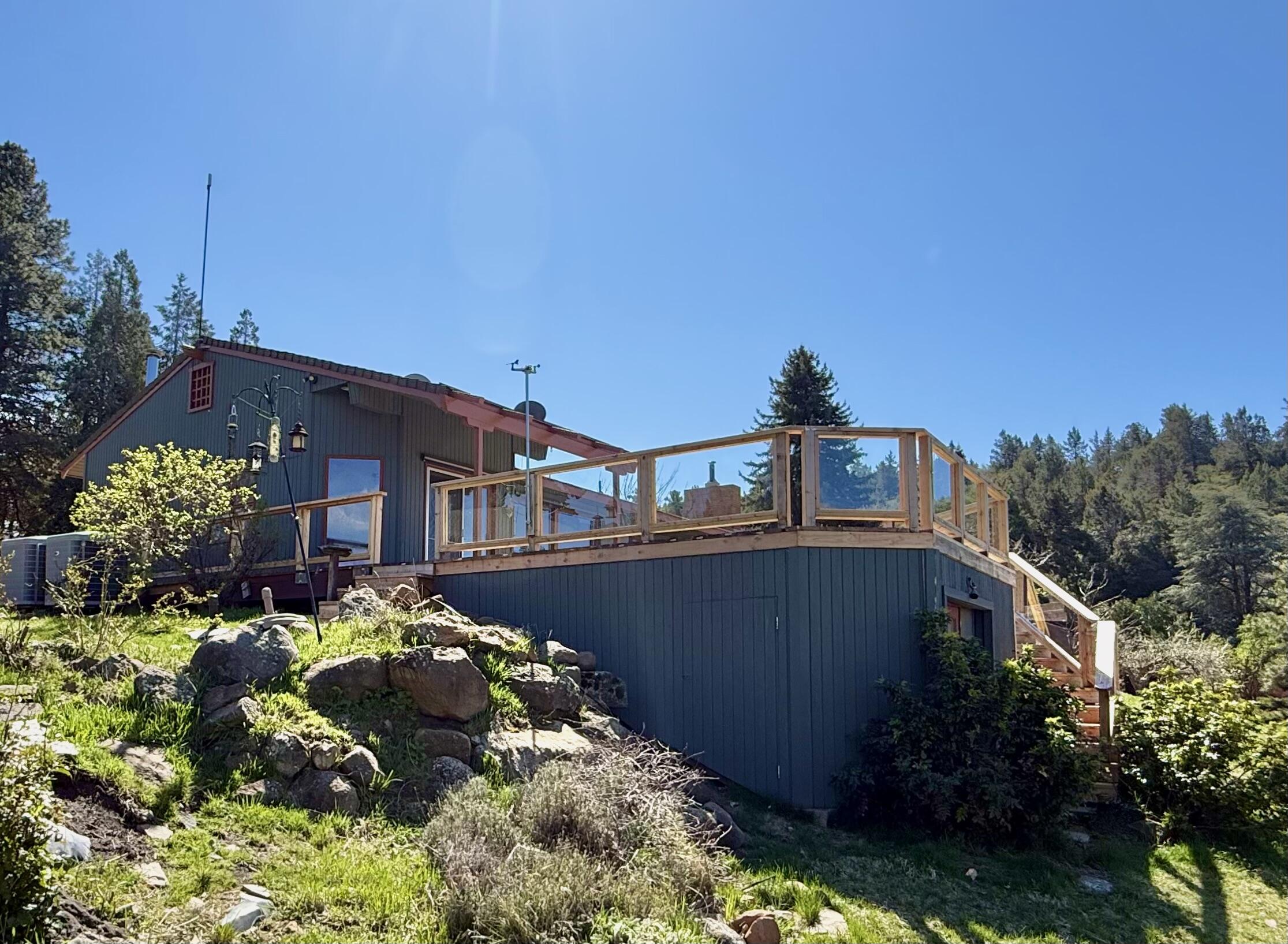 1662 Cove Point Road Klamath Falls, OR 97601 - Photo 13 of 71