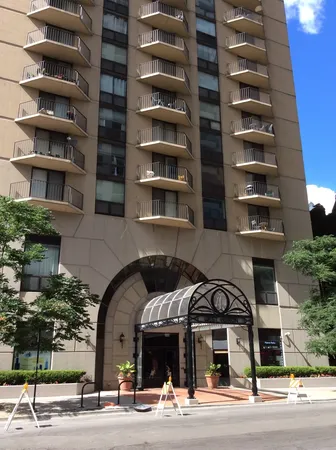 $2,500 | 70 West Huron Street, Unit 1404, Chicago, IL 60654