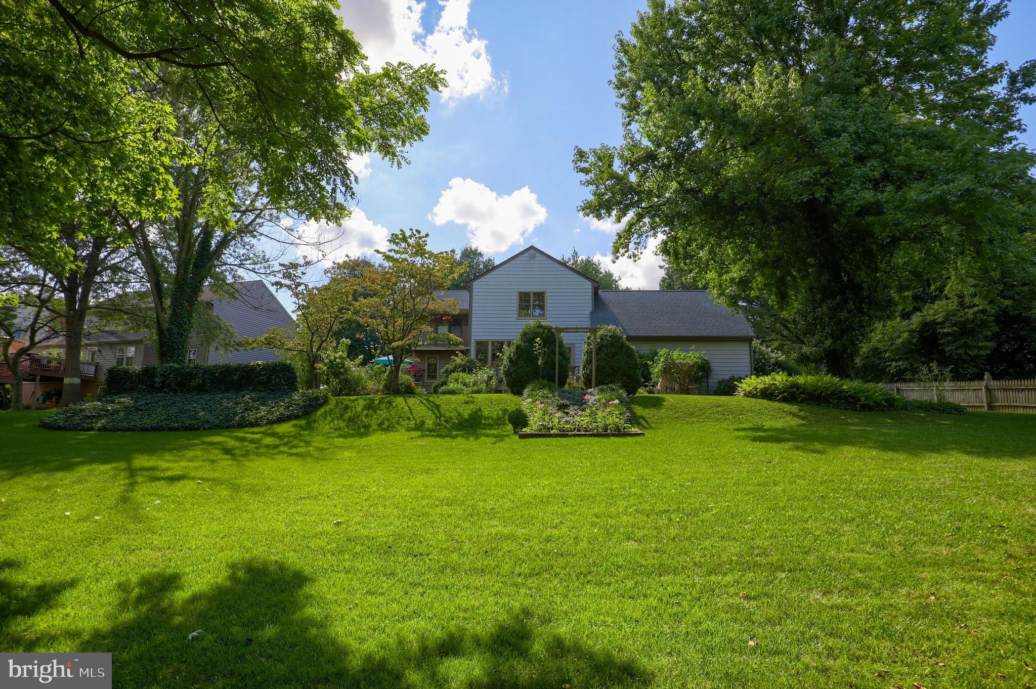 1099 Mill Mar Road Lancaster, PA 17601 - Photo 7 of 38 Gallery Image 7