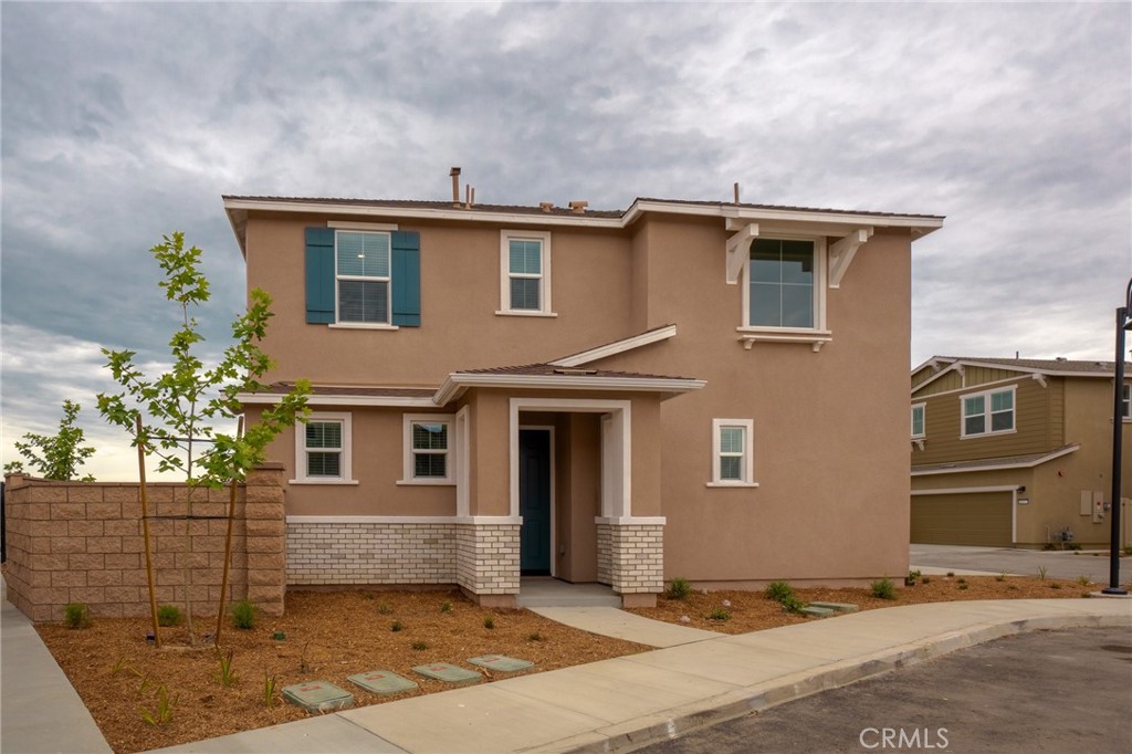 28586 Via Roble Temecula, CA 92591 - Photo 2 of 18 a front view of a house