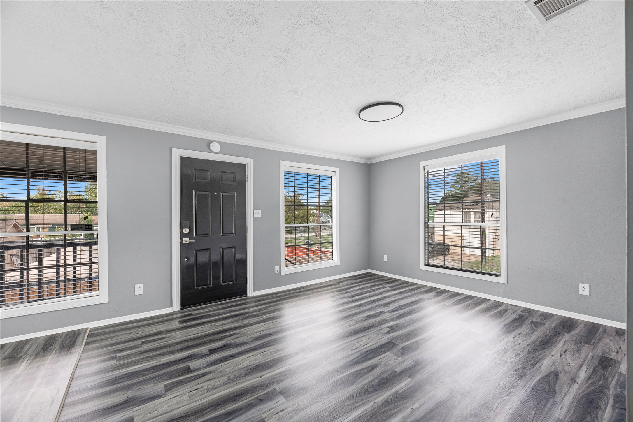 502 Frawley Street, Unit 2 Houston, TX 77009 - Photo 4 of 16