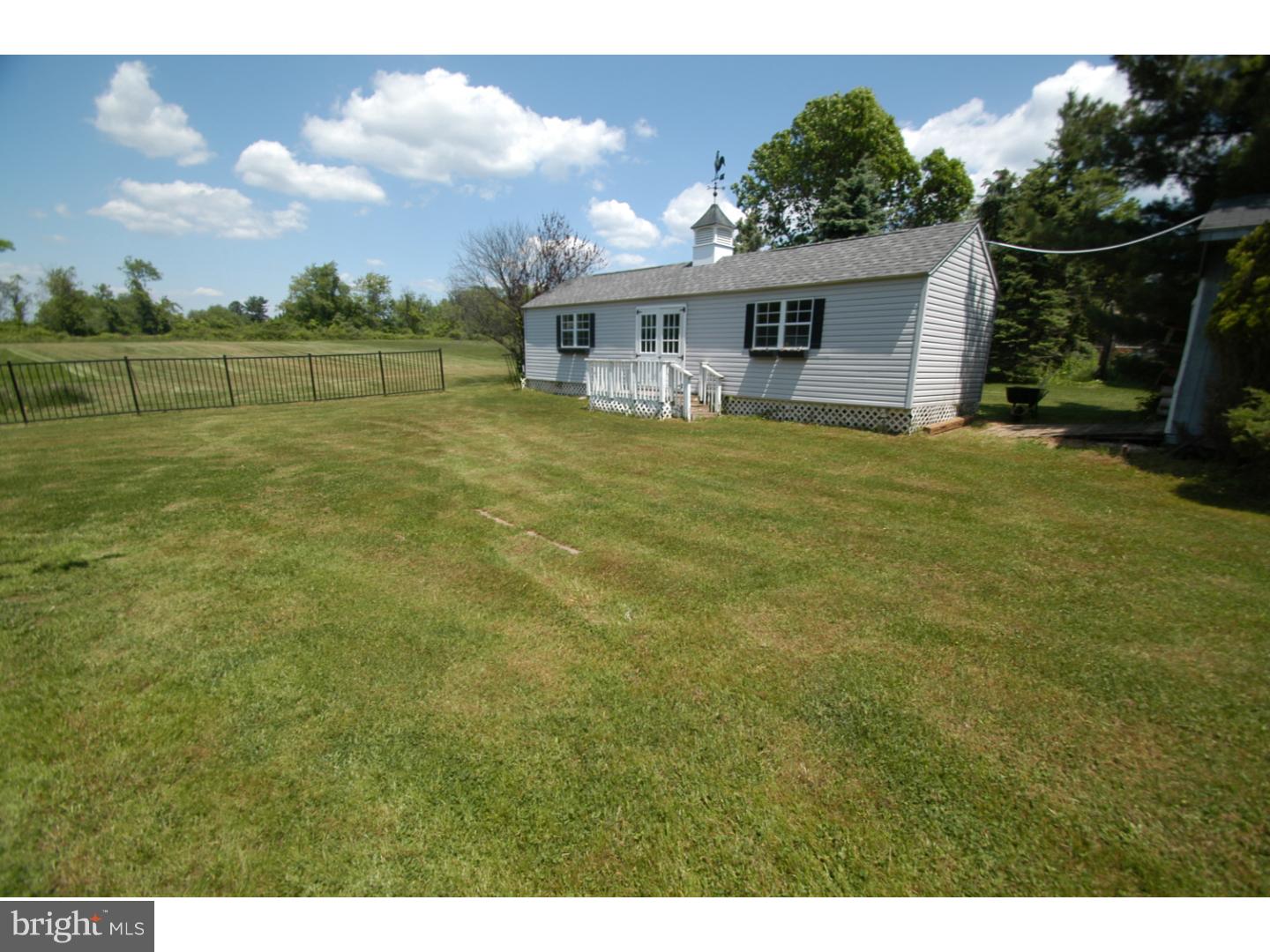 194 Twining Bridge Road Newtown, PA 18940 - Photo 14 of 25 Gallery Image 14