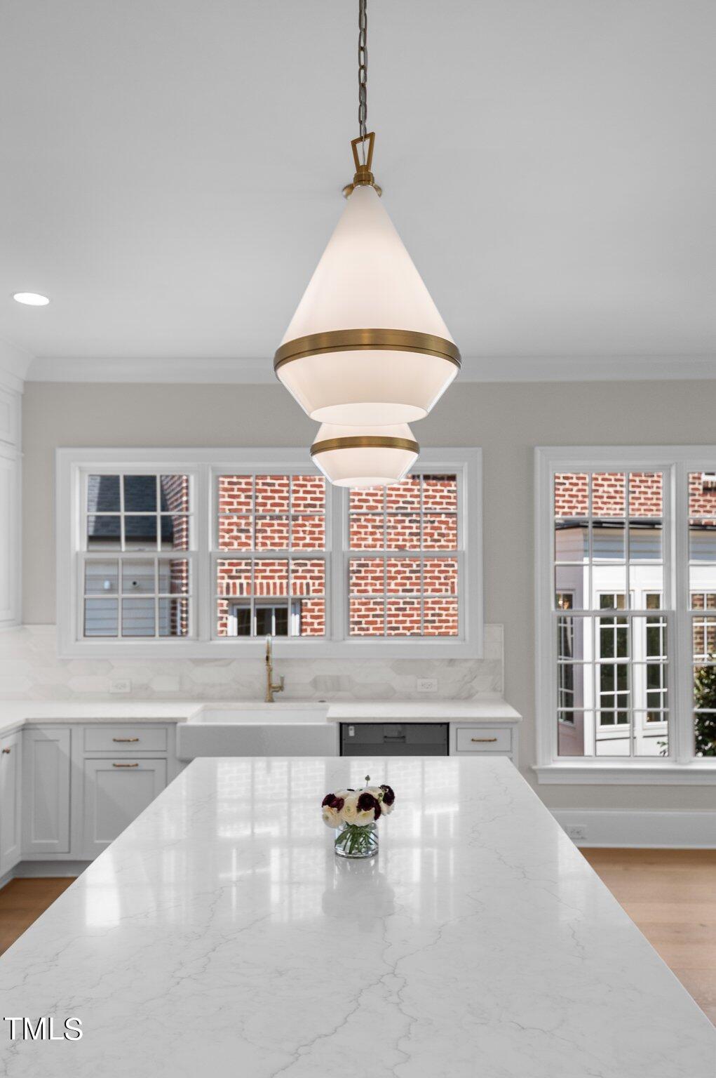 2639 Marchmont Street Raleigh, NC 27608 - Photo 8 of 41 23-web-or-mls-DSC_6309