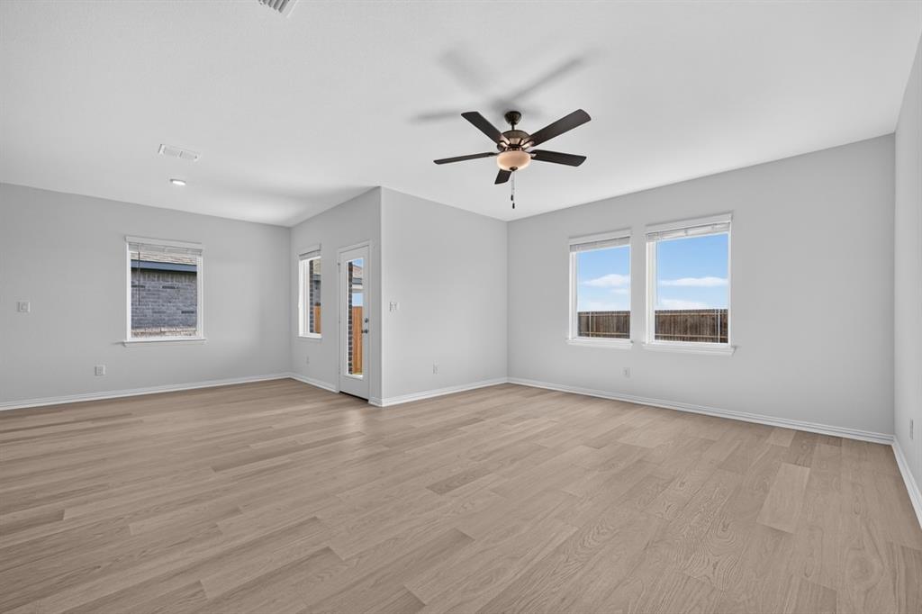 2625 Glacier Road ~ Ready Now
