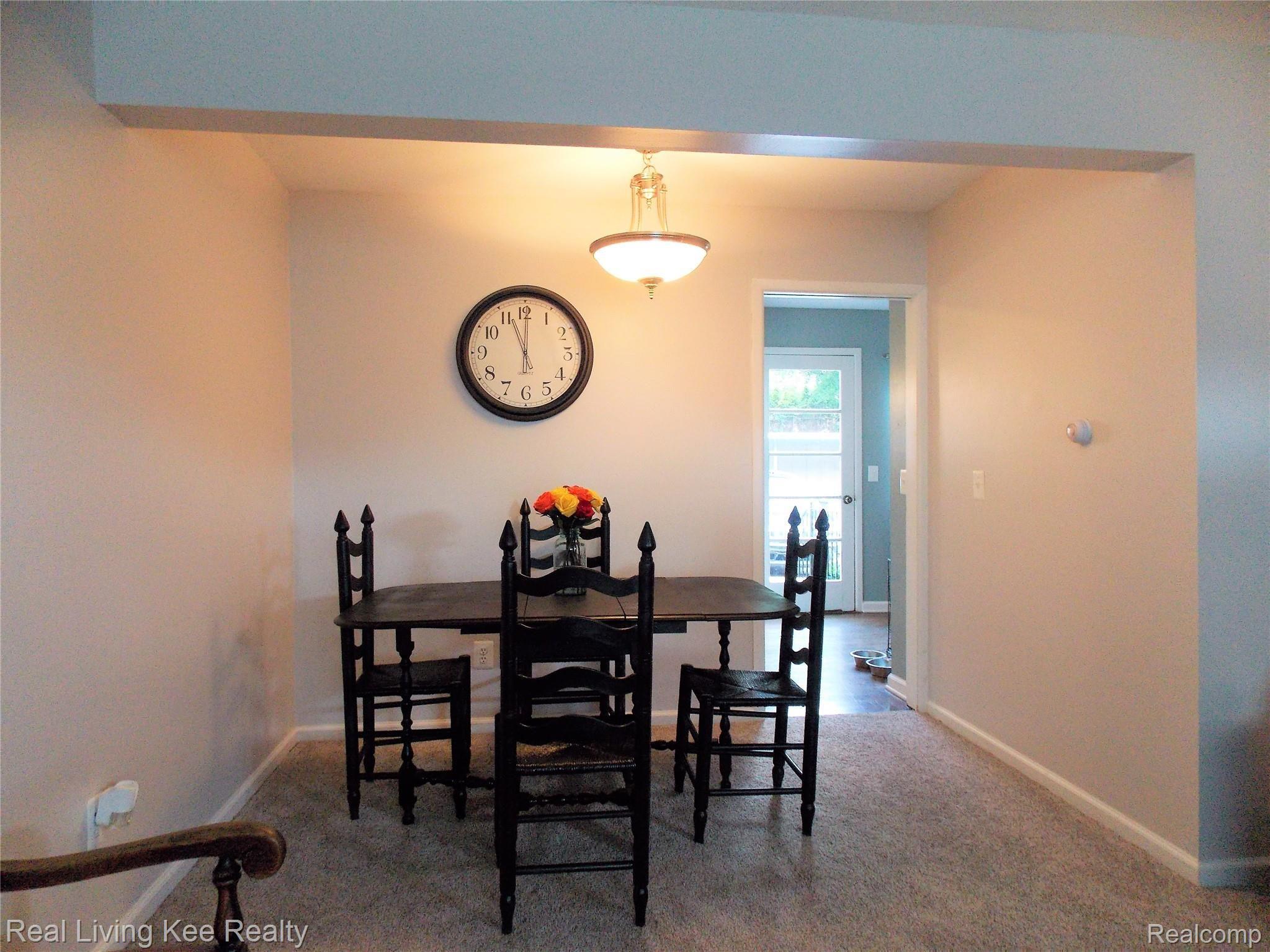429 Miller Avenue Rochester, MI 48307 - Photo 11 of 34 Dining Area