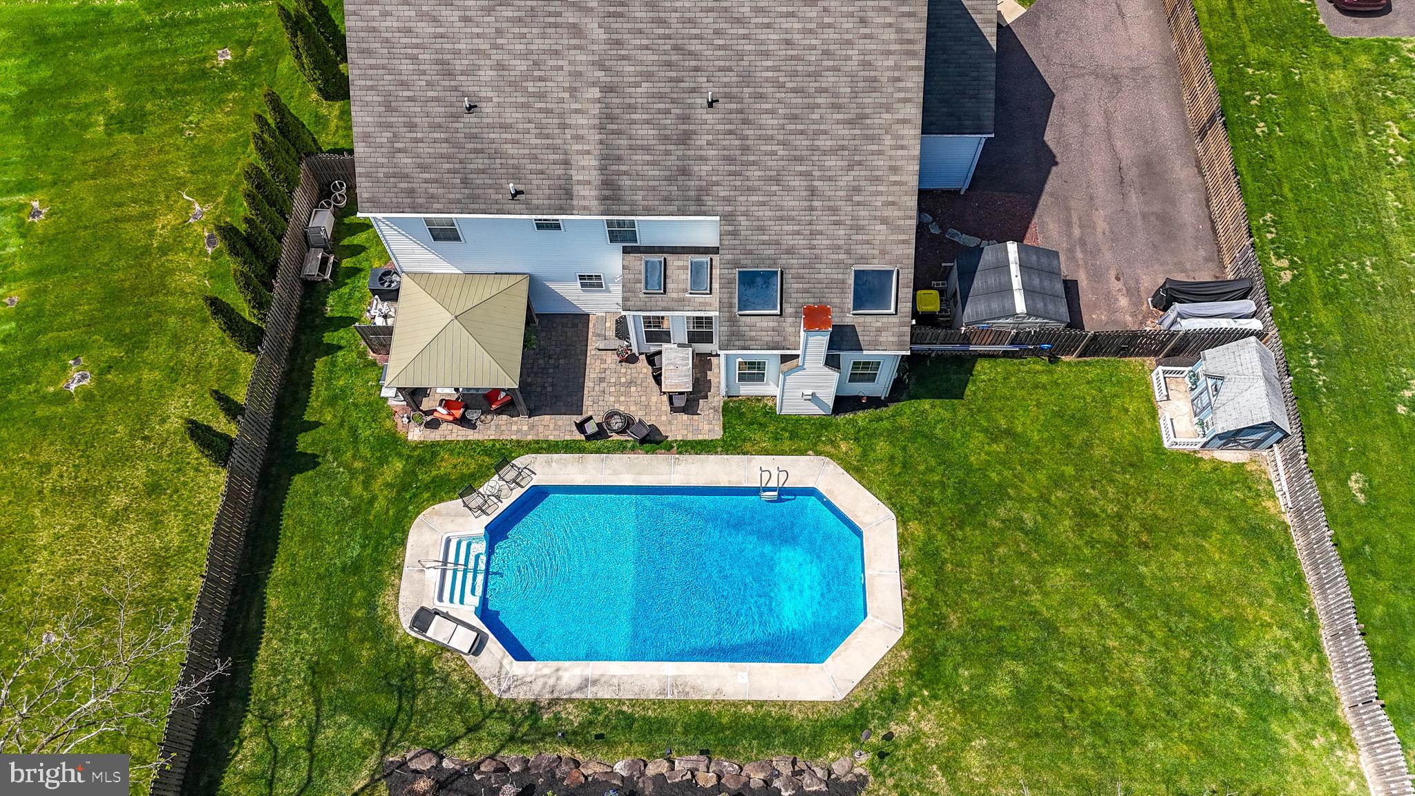 2656 Romig Road Gilbertsville, PA 19525 - Photo 4 of 60